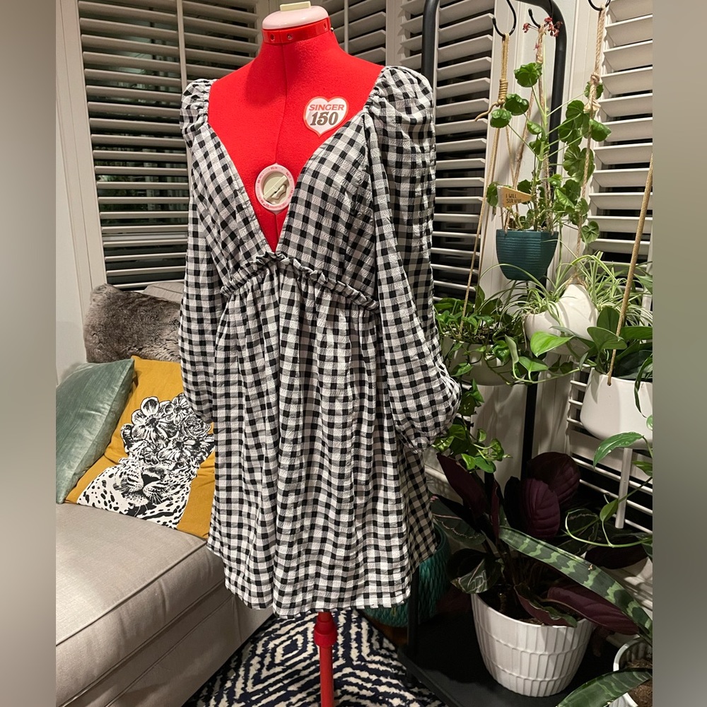 Boohoo Black and White Gingham Minidress